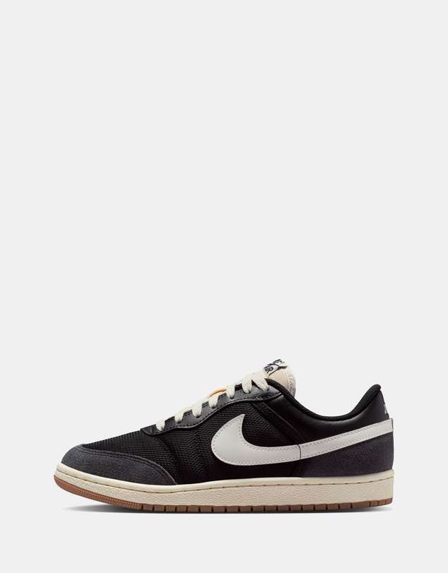 Nike - Air Jordan Skyline Low - Women's
