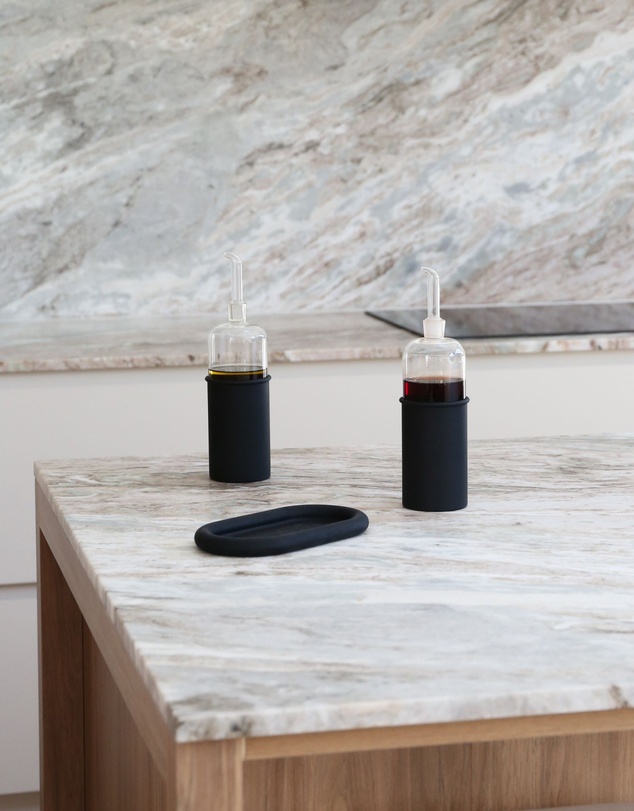 DESIGNSTUFF - RUND Bottle for Vinegar