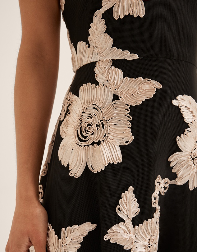 Review - Valencia Gown