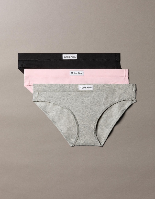 Calvin Klein - 3-Pack Classic Comfort Bikini Briefs