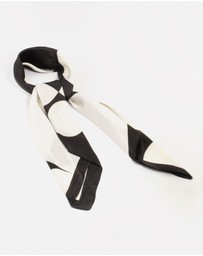 Lovisa - Classic Black Geometric Fabric Scarf