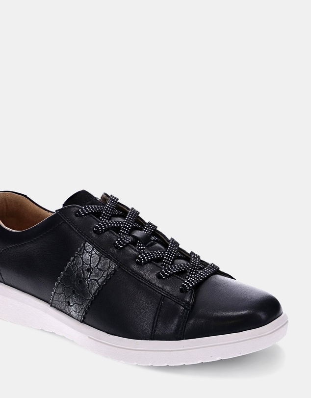 Mia Vita - Brooklyn Lace-Up Casual Sneaker - Black