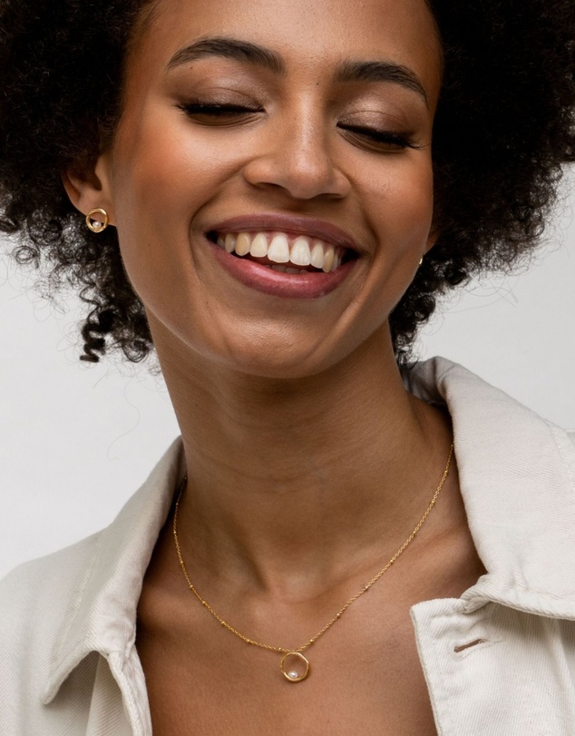 Dower & Hall - Women's Open Circle & White Pearl Waterfall Pendant In Gold Vermeil