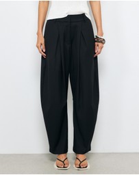 AERE - Tailored Barrel Leg Trousers
