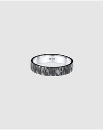 Kuzzoi - ICONIC EXCLUSIVE - Ring Men Band Friendship Hammered in 925 sterling silver oxidised