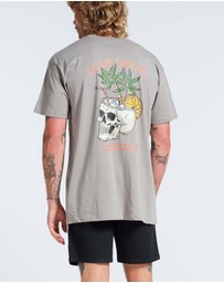 Vacancy Co - Club Dread Tee