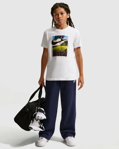 Nike - Sportswear T-Shirt - Teens