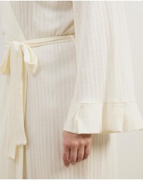 Atmos&Here Curvy - Melody Pointelle Wrap Robe With Frill Hem