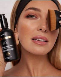 Three Warriors - Beauty Buff Brush