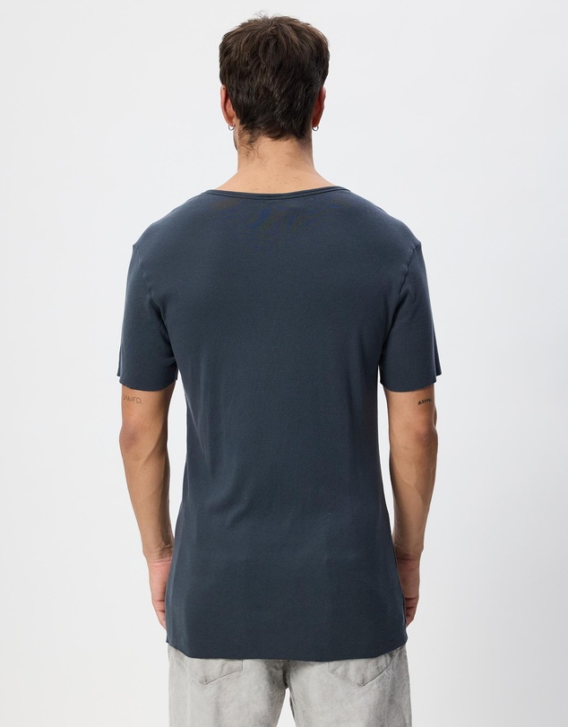Surrounded By Ghosts - Grossite Slim Low Neck Rib Knit T-Shirt