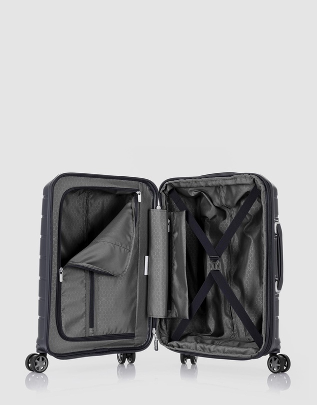 Samsonite - Oc2Lite 68cm Spinner Suitcase