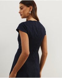 Atmos&Here - Lorry Keyhole Linen Blend Maxi Dress