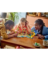LEGO - 42673 Family Vacation Beach Resort