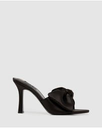Nine West - Trina