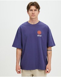 Deus Ex Machina - Strata Tee