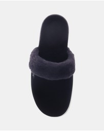 Mia Vita - Cuddle Slipper - Black