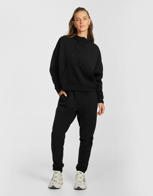 Rockwear - Travel Hip Hood Half Zip