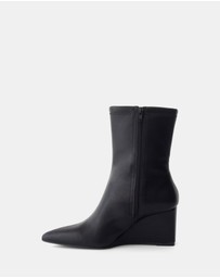 Therapy - Saviour Wedge Boots