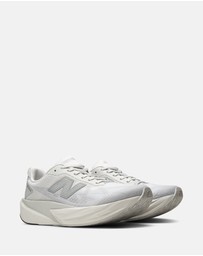 New Balance - FuelCell Rebel v5 - Men's