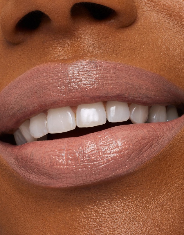 MAC - MACXIMAL Sleek Satin Lipstick Blankety