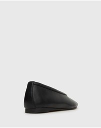 Betts - Lennox Round Toe Ballet Flats