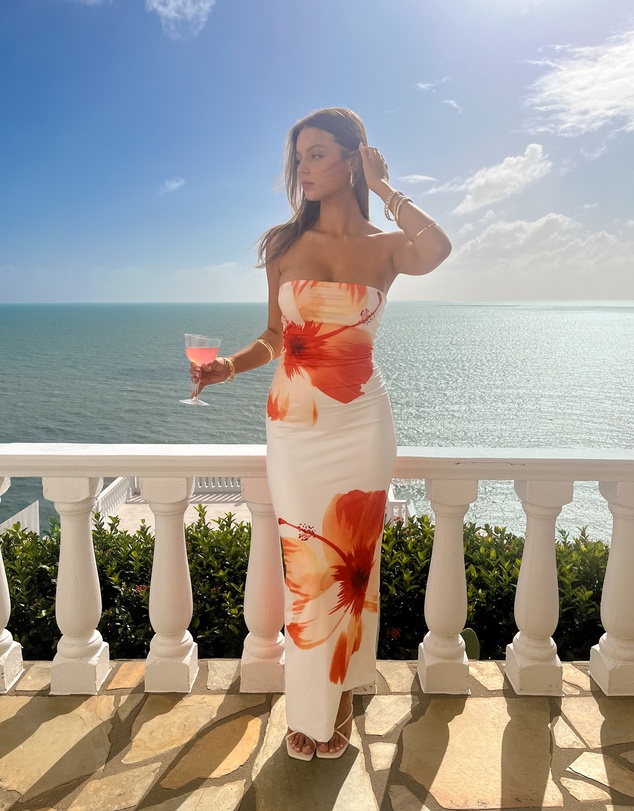 Beginning Boutique - Arizona White Floral Print Maxi Dress