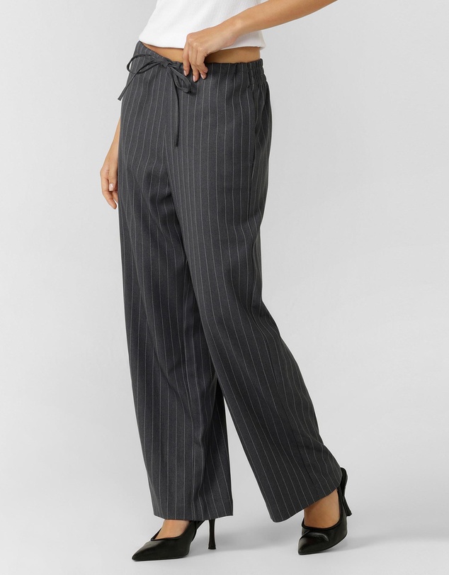 Lorna Jane - Effortless Tailored Pants