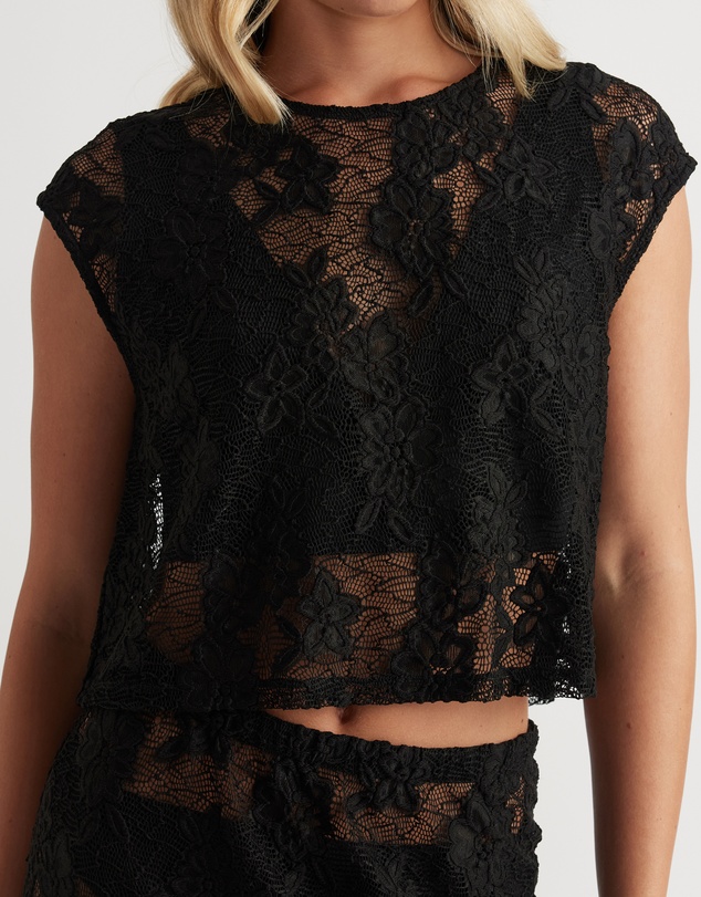 Decjuba - Lace Cropped Top
