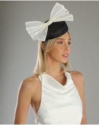 Morgan & Taylor - Patricia Fascinator in Black