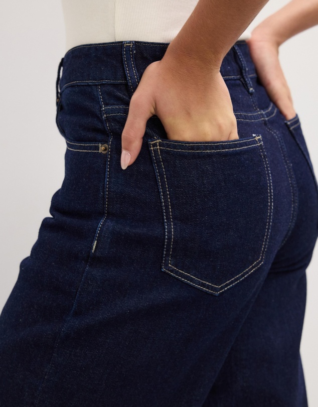 The Fated - Bailey Cropped Tapered Jeans