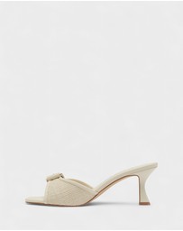 GUESS - Dista3 Kitten Heels