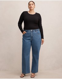 Forever New Curve - Rebecca Curve Scallop Long Sleeves Top