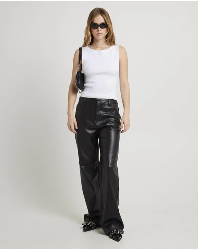 Alice In The Eve - Jadey Relaxed PU Pants Black