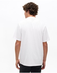 Superdry - Loose Logo Graphic Tee