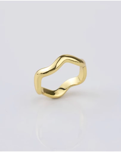 Wanderlust + Co - Scallop Gold Ring