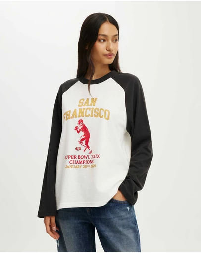 Cotton On - The Lcn Raglan Ls Graphic Tee