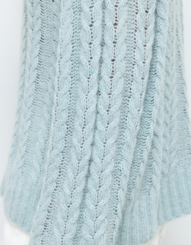 Revibe - Repaired AERE Zahra Cable Knit Jumper - AU 6