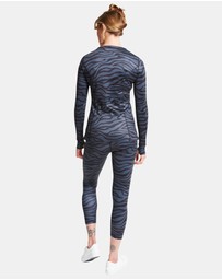 ROJO Outerwear - Women'S Living Best Life Crew Neck Top