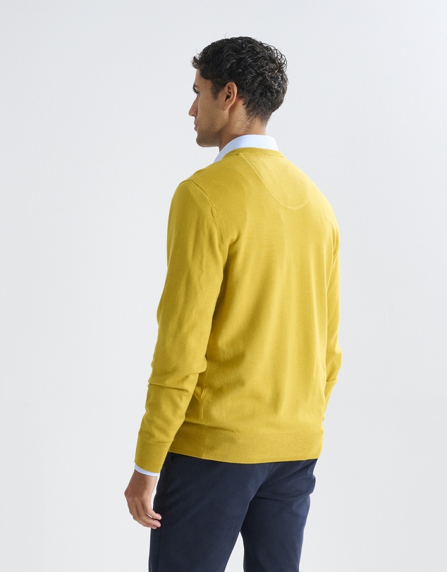 3 Wise Men - 3 Wise Men Fisher V Neck Merino Knit - Mustard