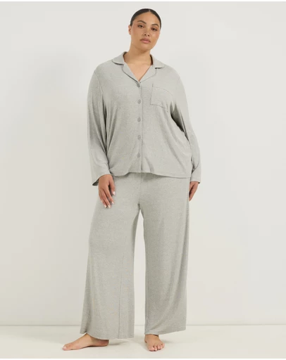 Atmos&Here Curvy - Darcey Soft Ribbed Long Sleeve Pyjama Set