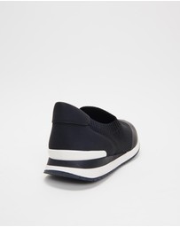 Naturalizer - Lafayette Slip-On Sneaker - Black
