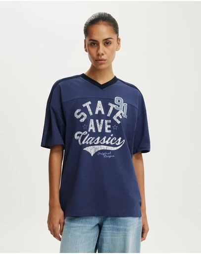 Cotton On - V Neck Oversized Graphic Tee