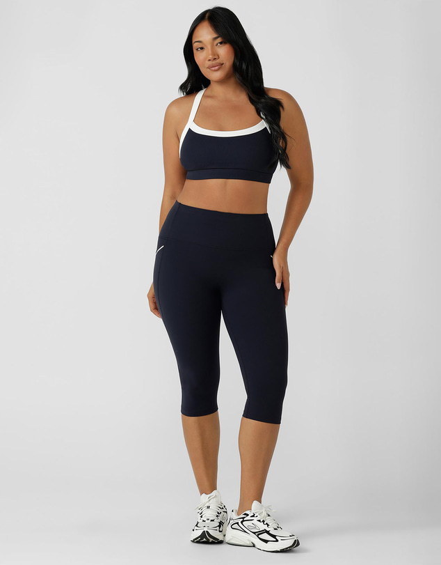 Lorna Jane - Peak Performance No Ride 3 Pocket Capri Leggings