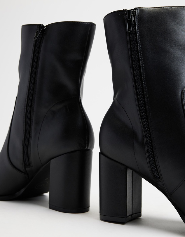 Atmos&Here - Fern Leather Block Heel Ankle Boots