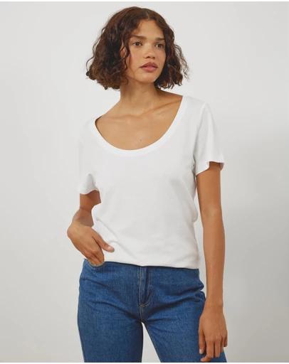 Atmos&Here - Organic Cotton Scoop Neck Tee