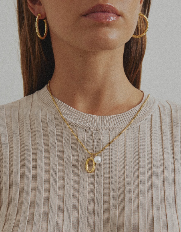 Zahar - Pearl Letter O Necklace