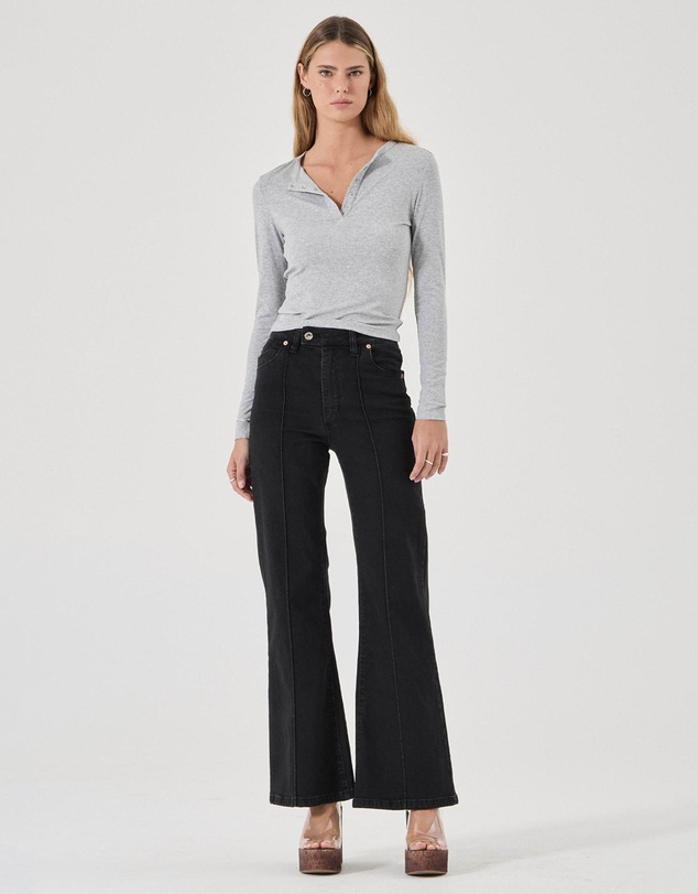 Rolla's - Studio Henley LS Top