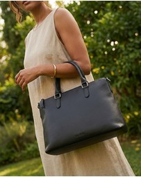 Cobb & Co - Epping Leather Handbag