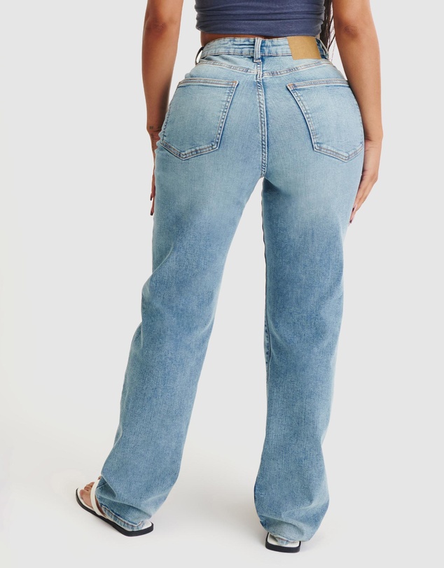 Cotton On - Curvy Stretch Straight Jeans