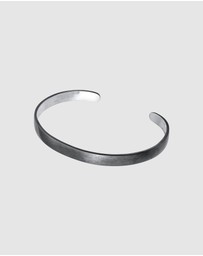 Kuzzoi - ICONIC EXCLUSIVE - Polished Cuff Bracelet in Oxidised 925 Sterling Silver